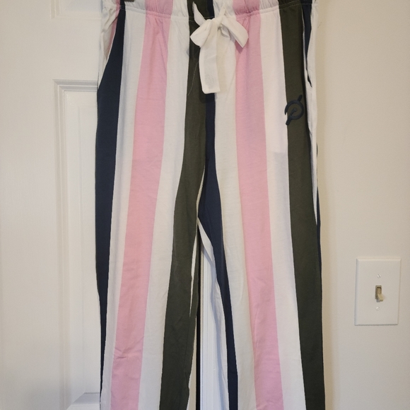 Peloton Pajama Set - Picture 5 of 7